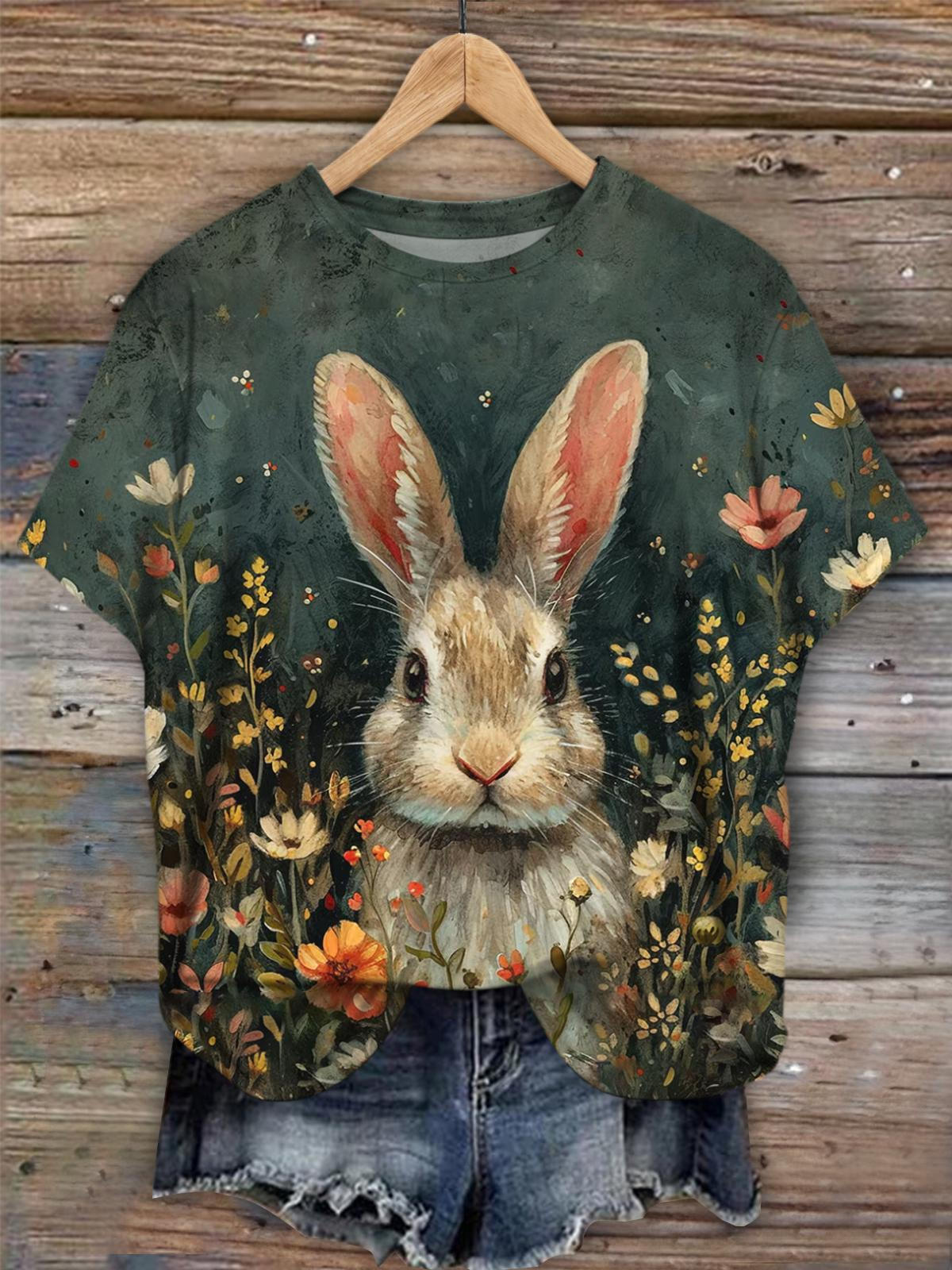 T-Shirt mit dunklem Osterhasen-Print