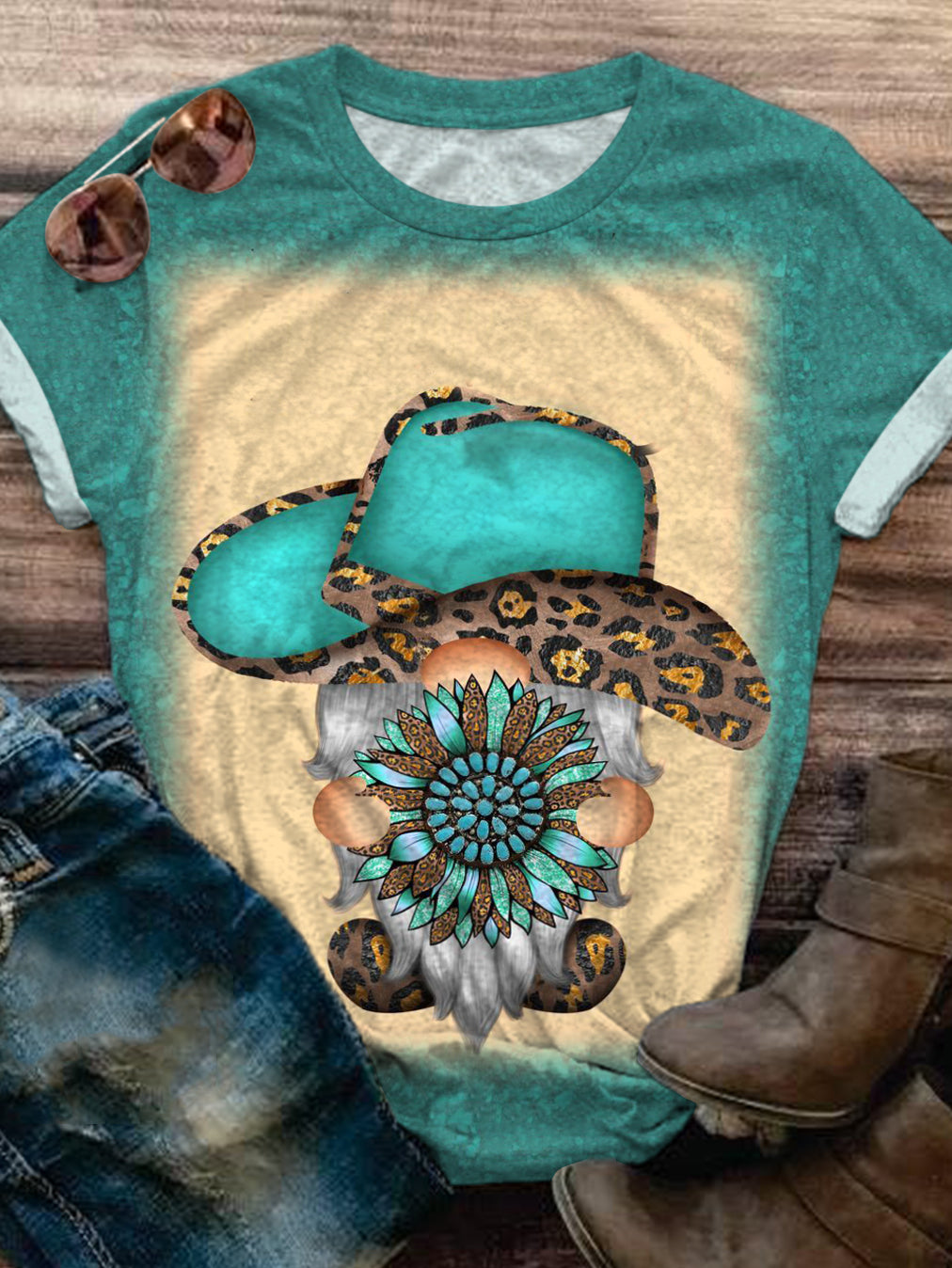 Western Gnome Print Crew Neck T-shirt