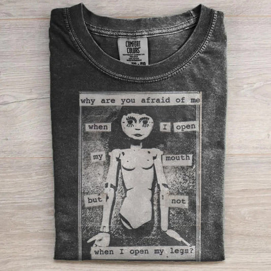 Who Are You Afriad of Me Retro Tee