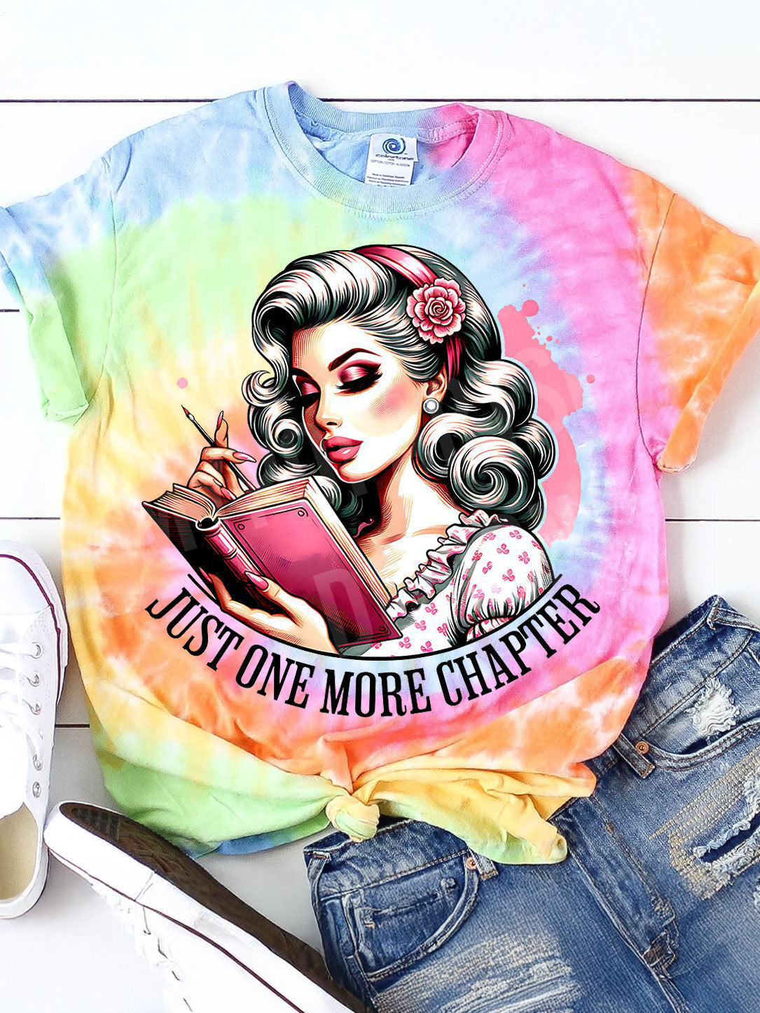 T-Shirt mit Rundhalsausschnitt „Just One More Chapter“ 