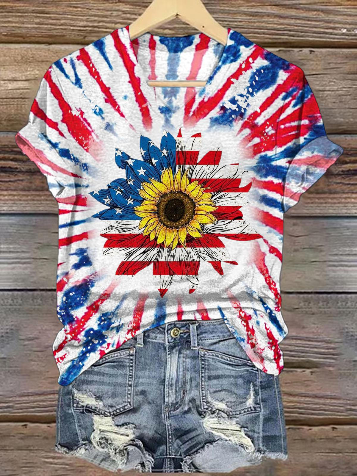 Vintage Sunflower Flag Print V-neck T-Shirt