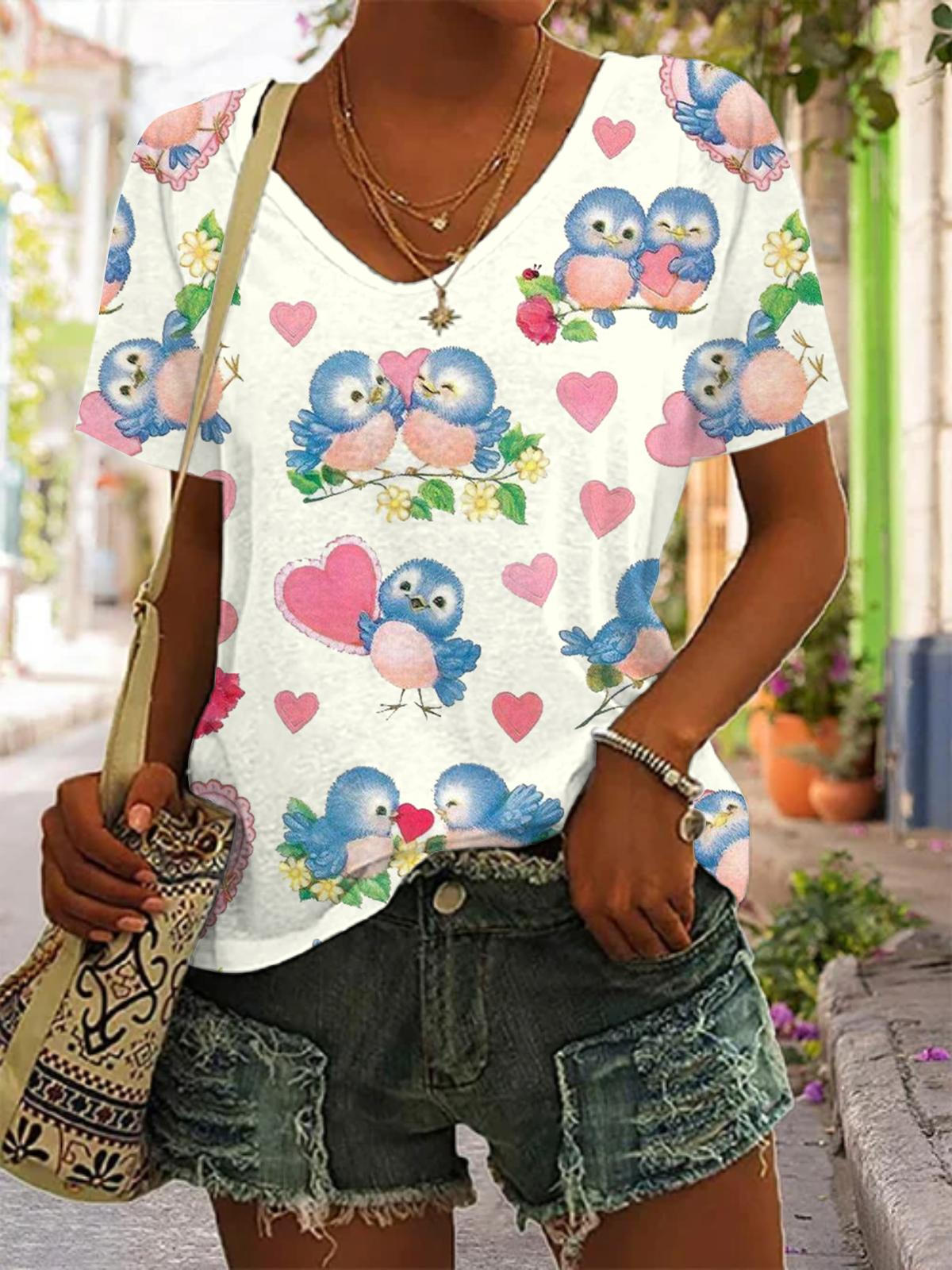 Love Birds Vintage V-Neck T-Shirt